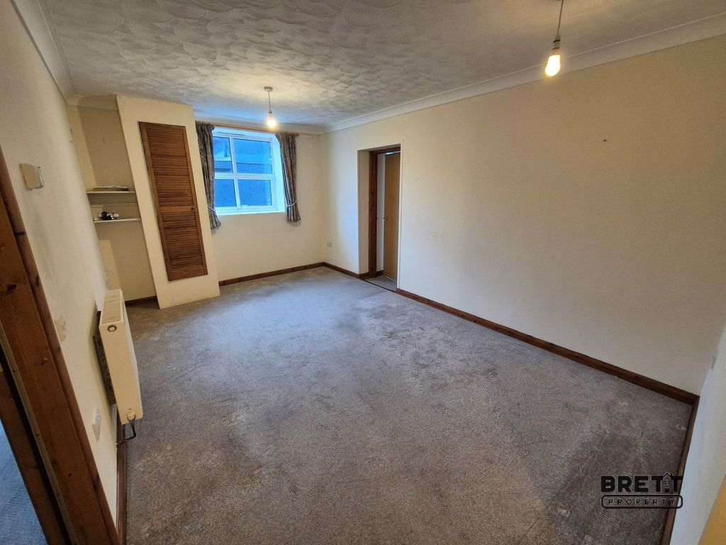Property photo 1 of 7 Main Image