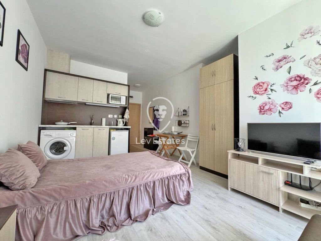 Property photo 2 of 13