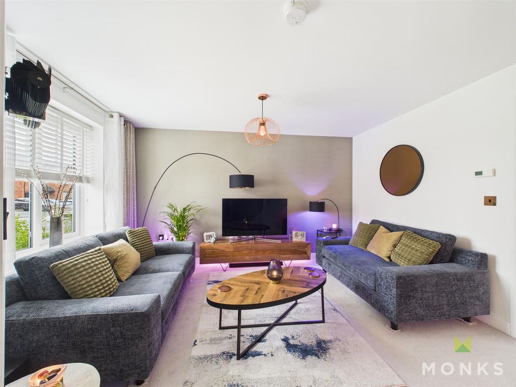 Property photo 2 of 20 Cam01520G0-Pr0327-Still001.Jpg