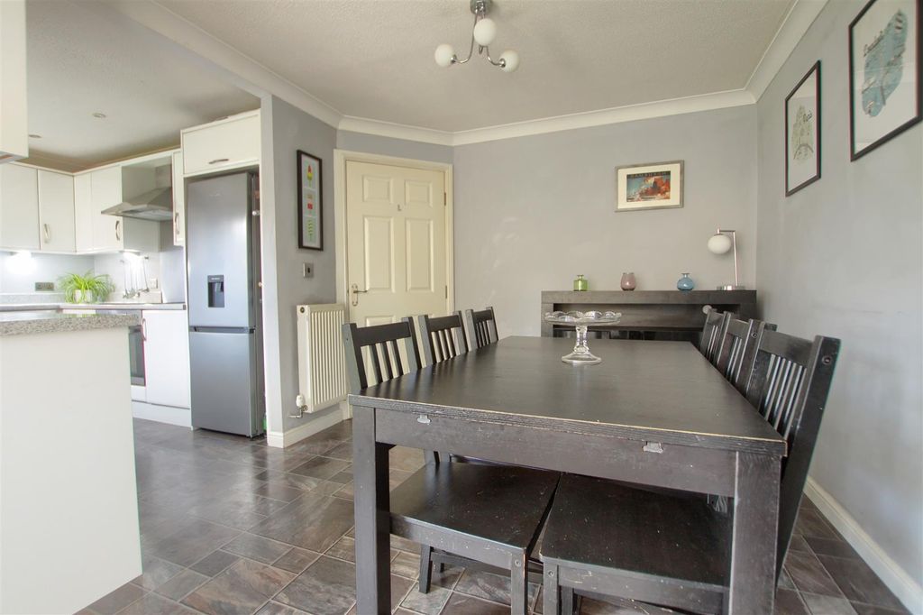 Property photo 3 of 16 Gt7.Jpg