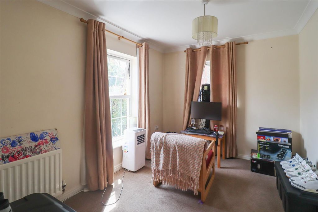 Property photo 3 of 16 Img_1033-1.Jpg