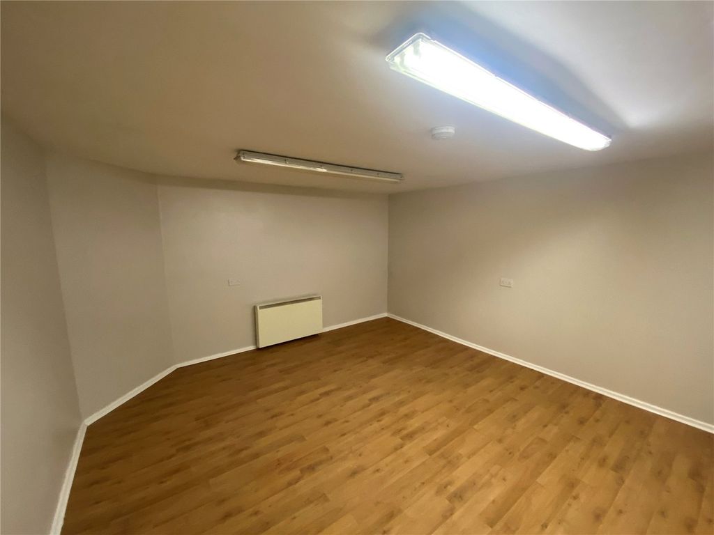 Property photo 2 of 4 Picture No. 02