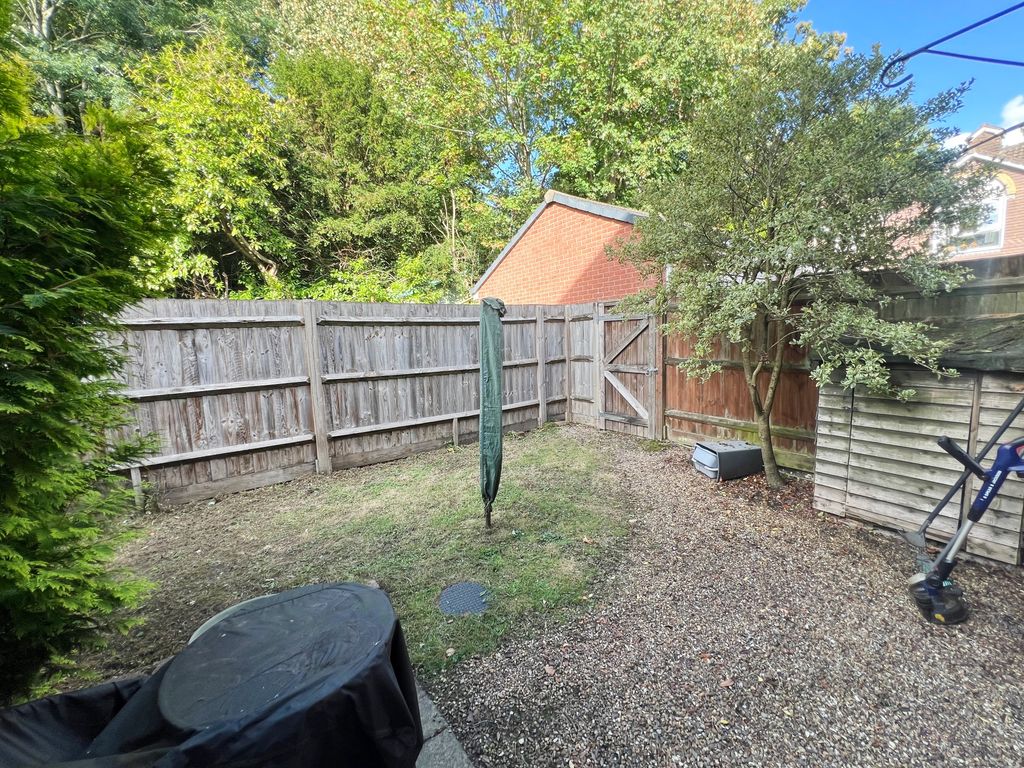 Property photo 2 of 6