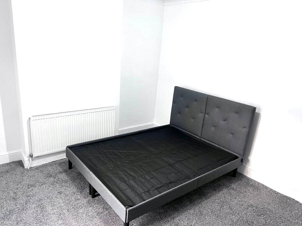 Property photo 2 of 8 Picture No. 10