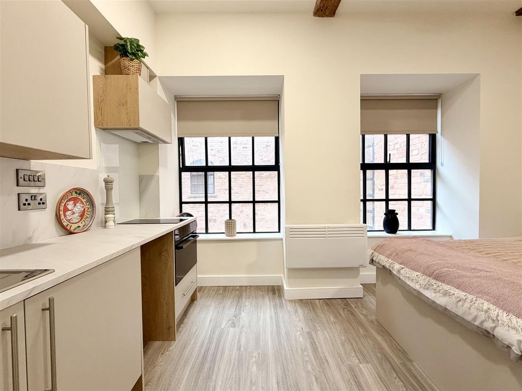 Property photo 2 of 11 Image00017.Jpeg