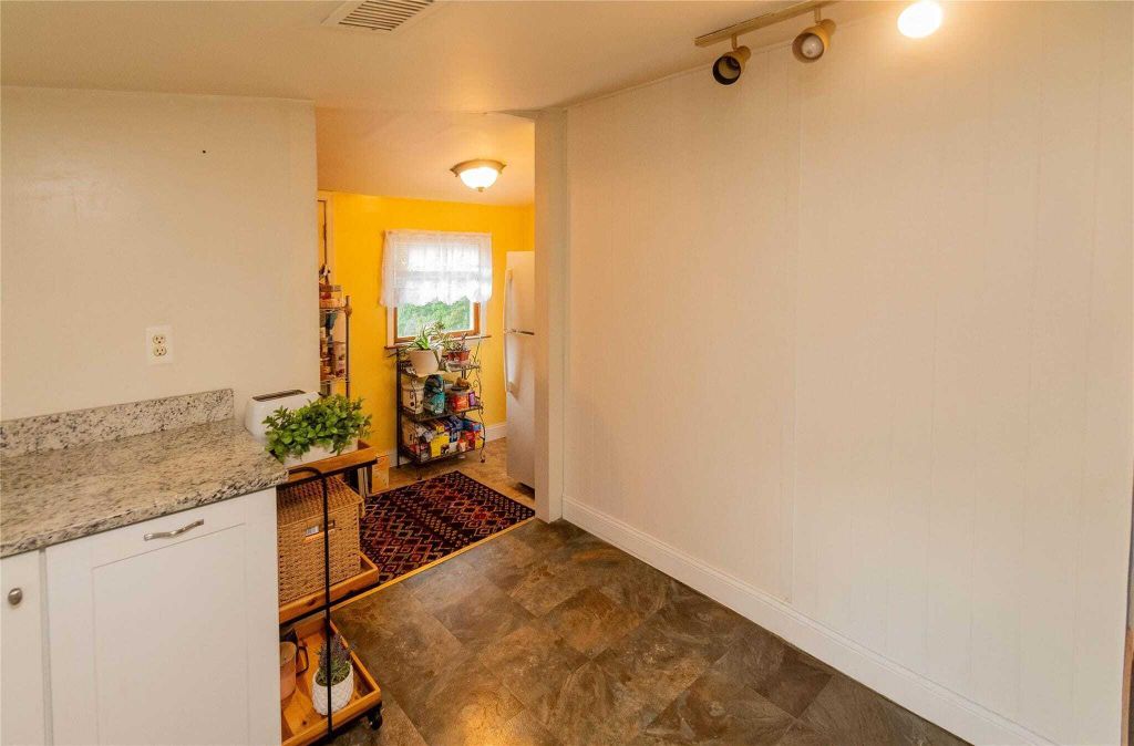 Property photo 3 of 20 <Alttext/>