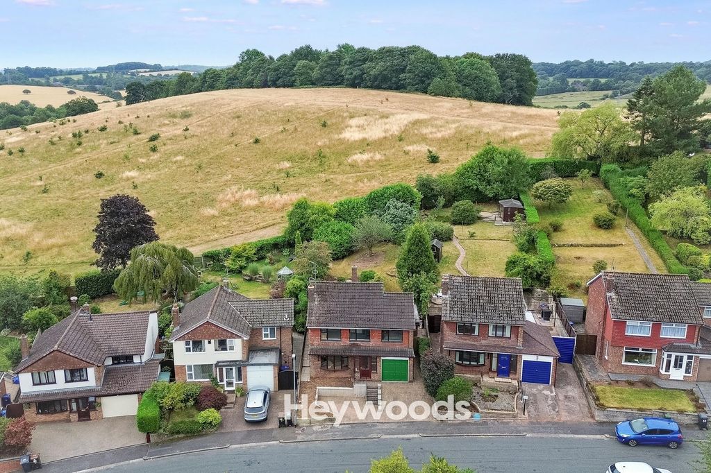Property photo 2 of 49