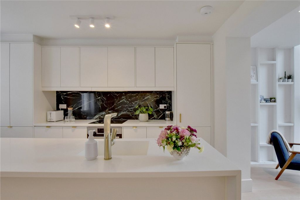 Property photo 3 of 44 Kitchen