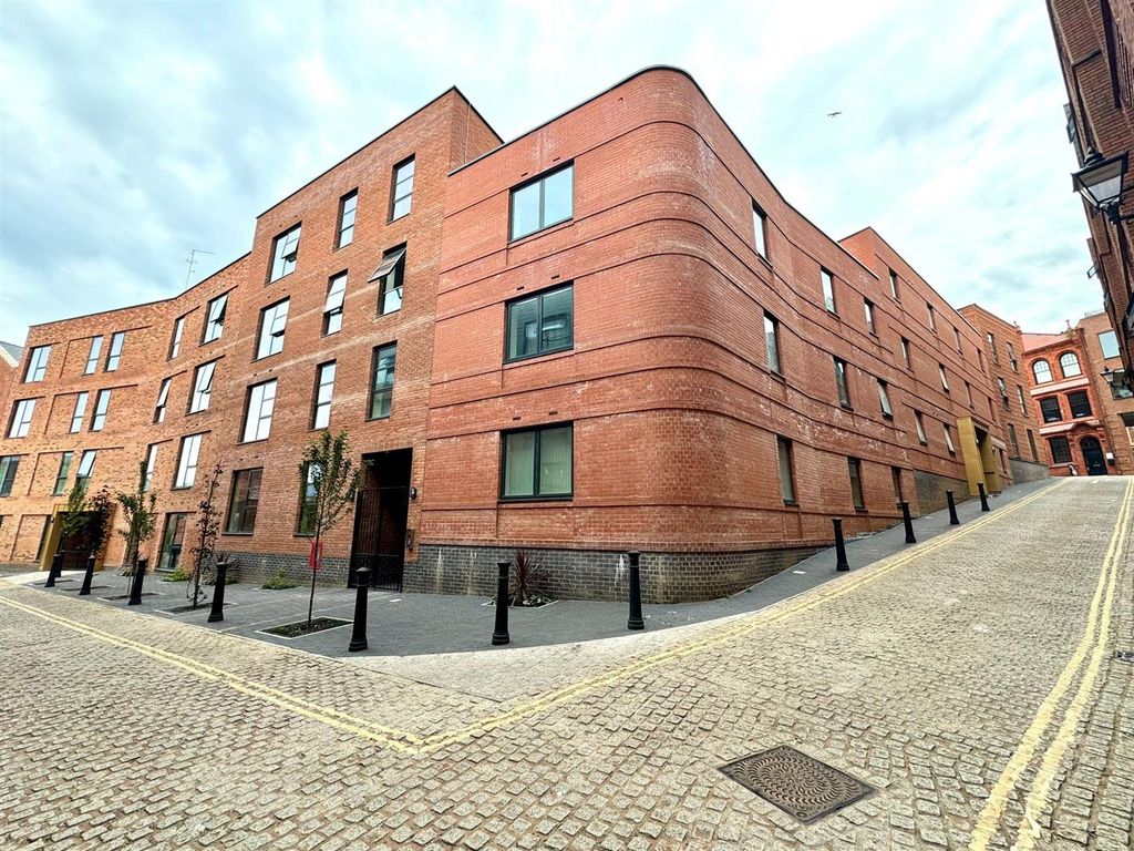 Property photo 1 of 7 External Pic 4.Jpeg