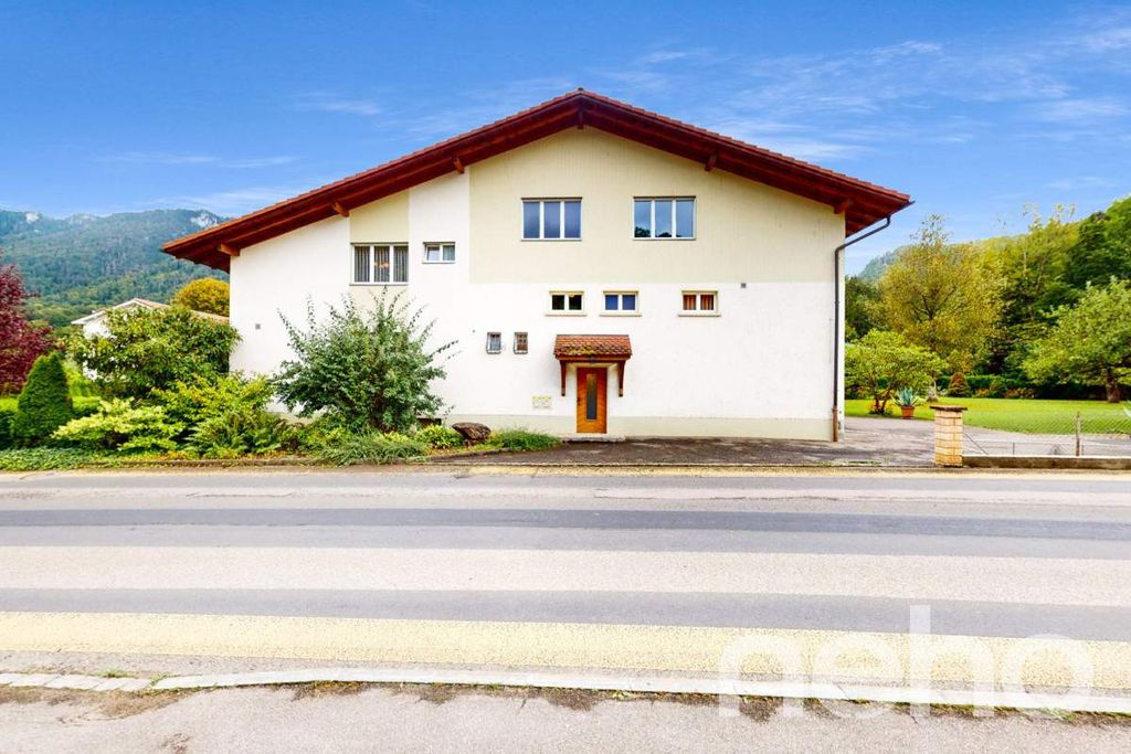Property photo 3 of 13