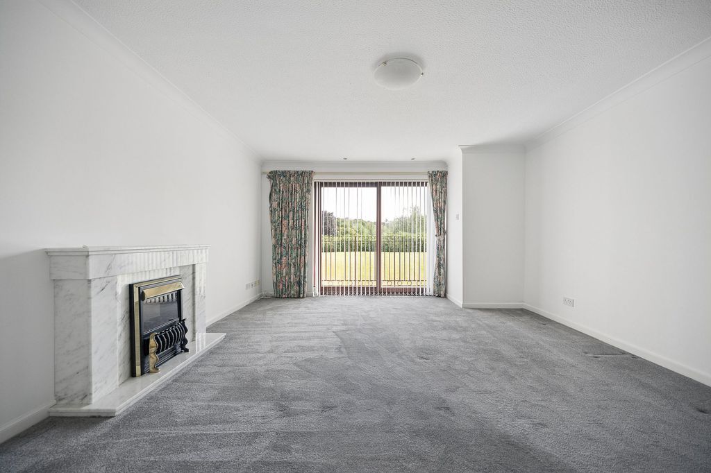 Property photo 3 of 30