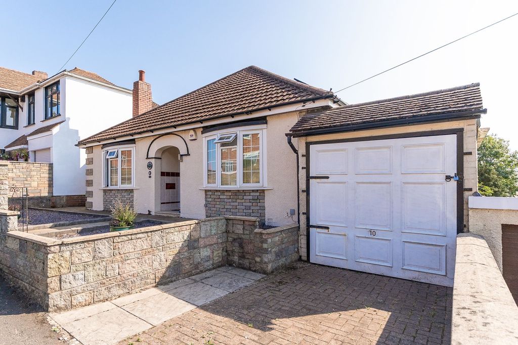Property photo 1 of 27