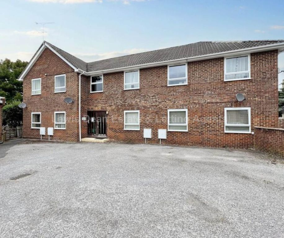 Property photo 2 of 10