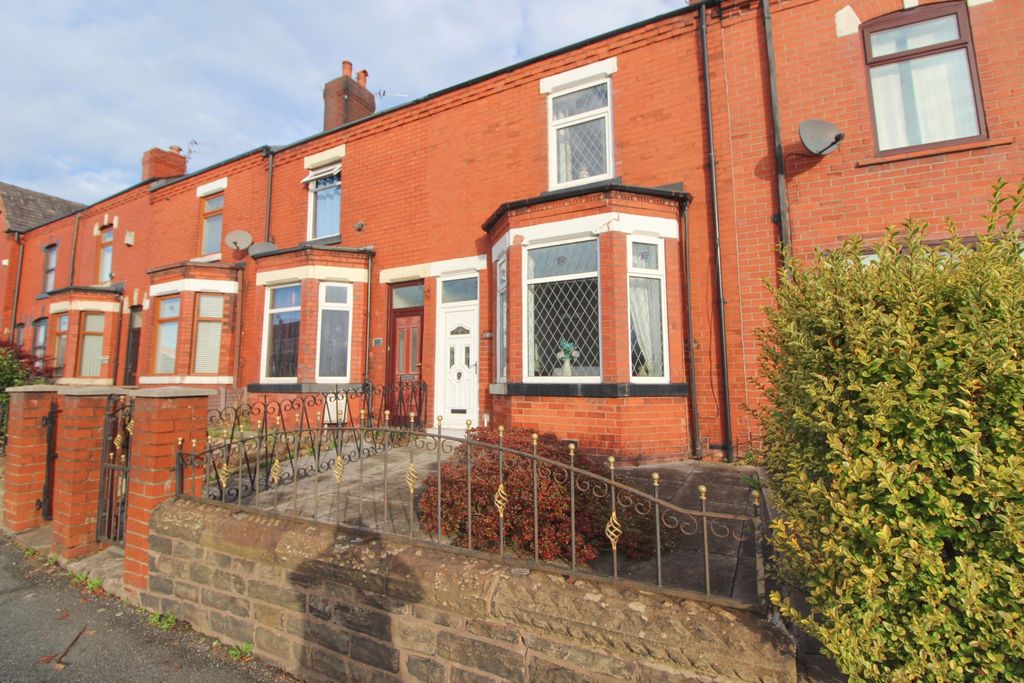 Property photo 1 of 16 Photograph 1