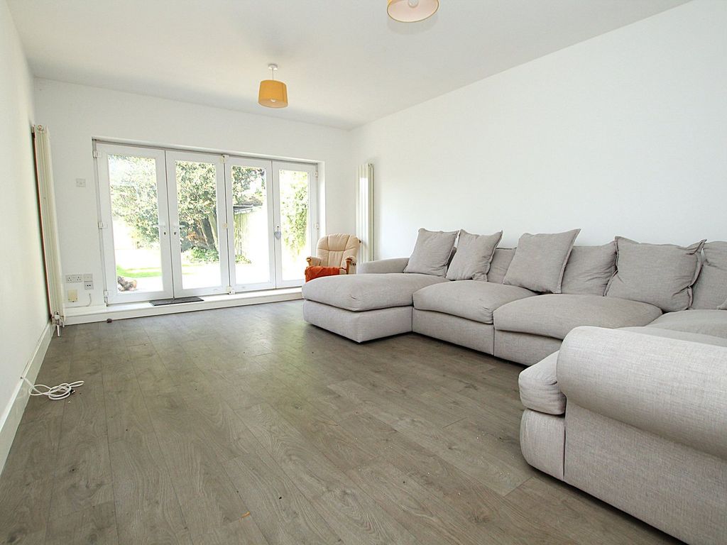 Property photo 3 of 30