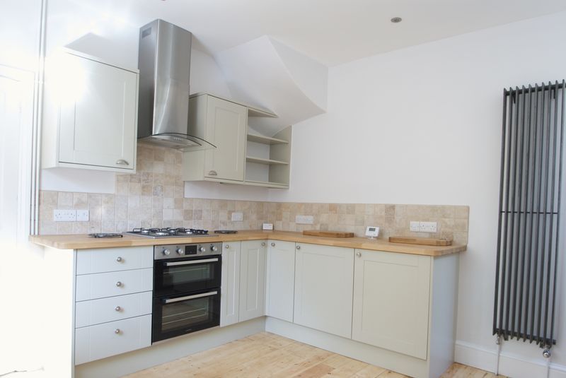 Property photo 2 of 9 Photo 12