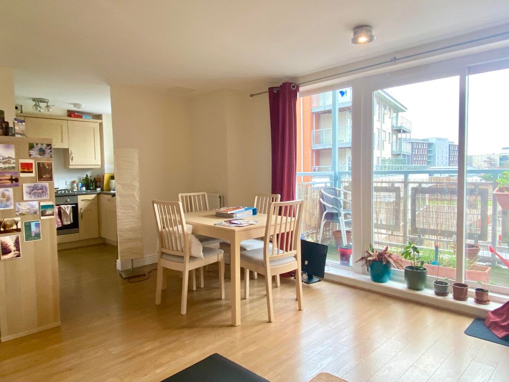 Property photo 3 of 8 Dining Room