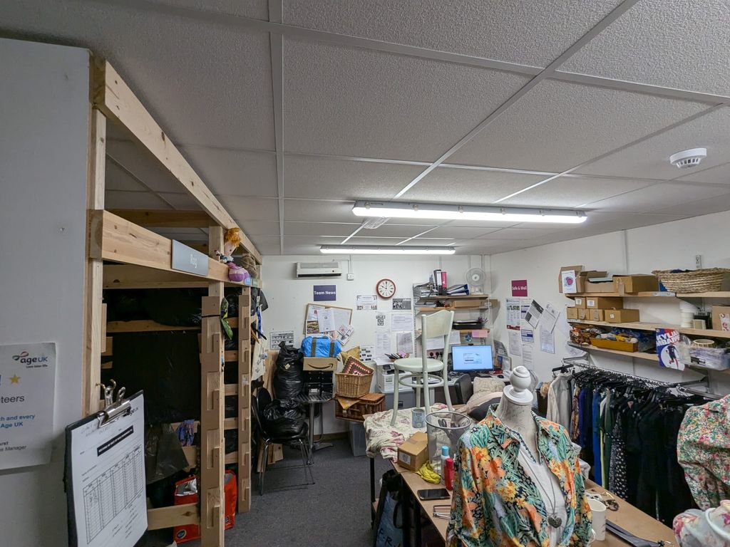 Property photo 3 of 9