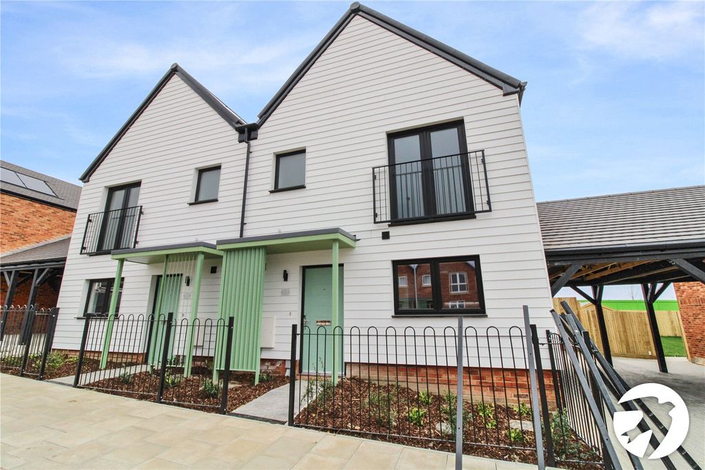 Property photo 1 of 12 Front