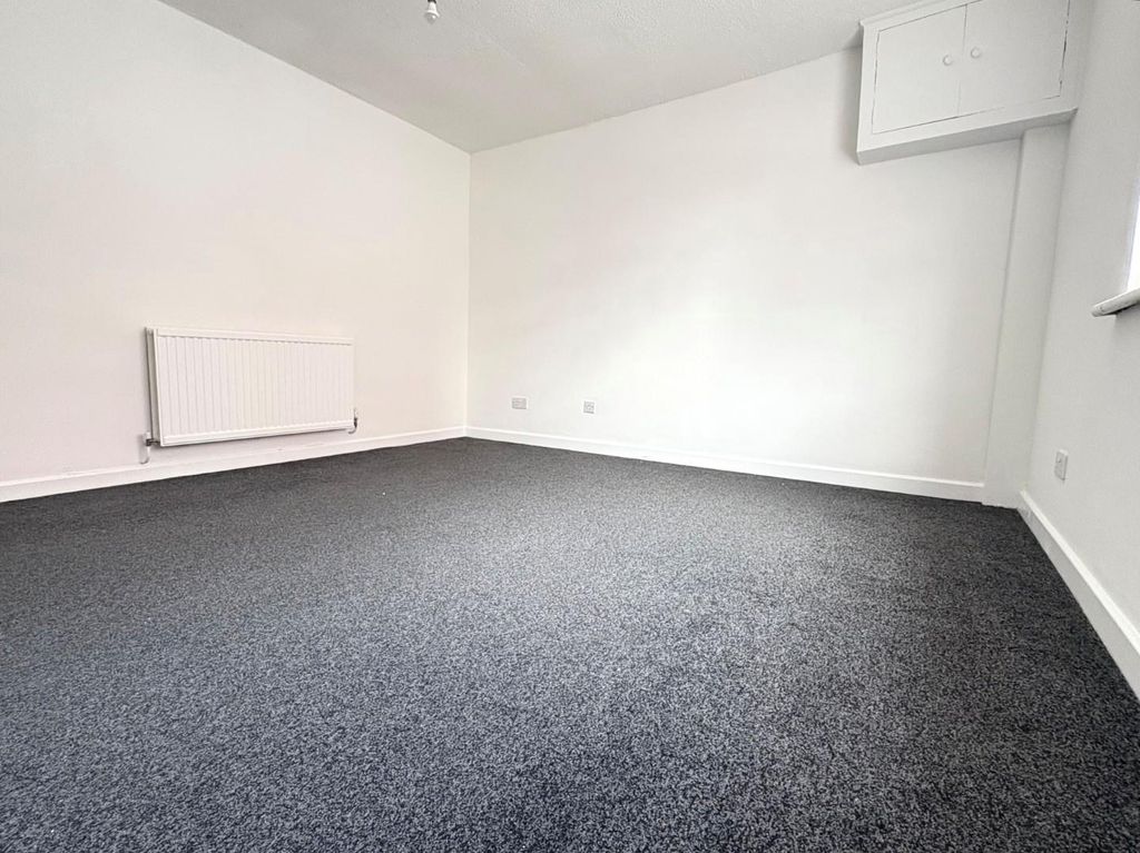 Property photo 2 of 14 3.Jpg