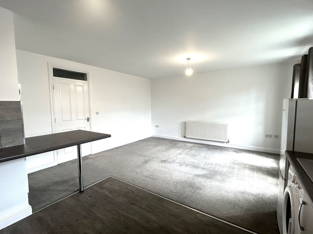 Property photo 3 of 10 Picture No. 09