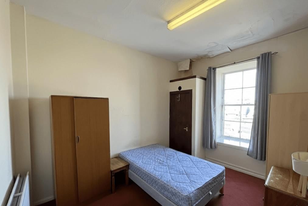 Property photo 3 of 5 Gallery