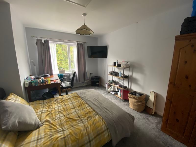 Property photo 3 of 11 Bedroom 1