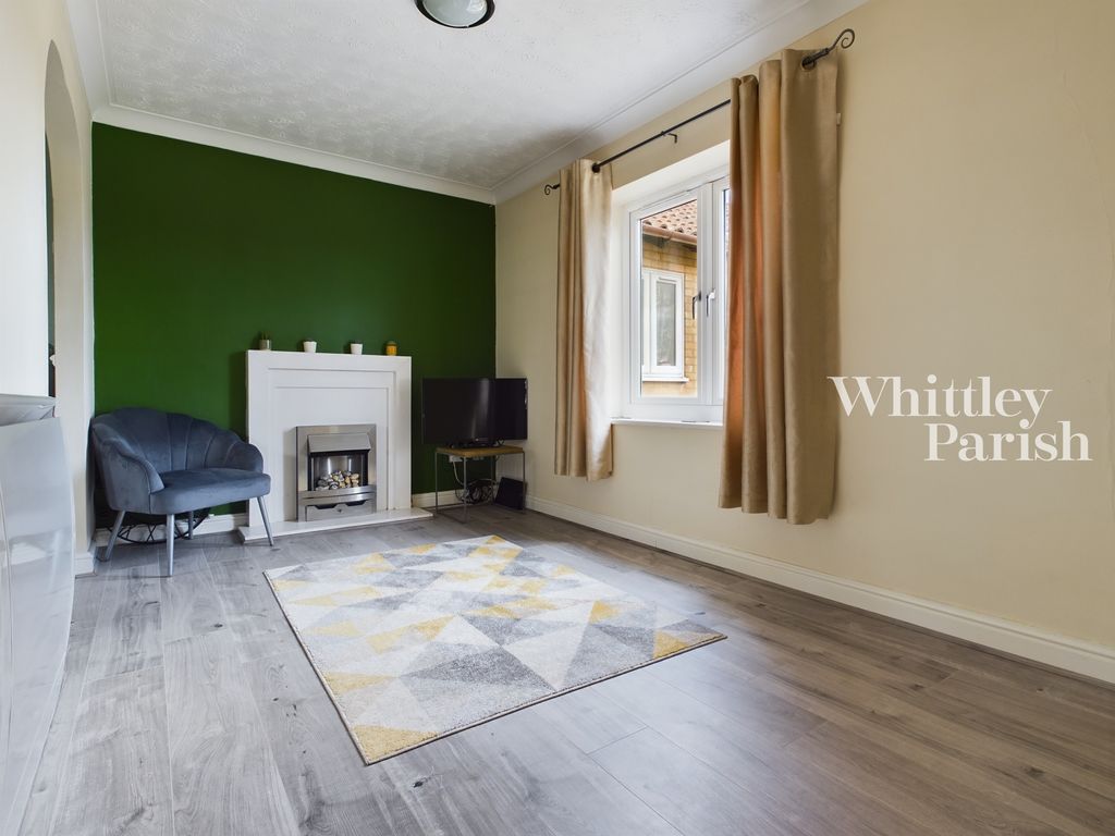 Property photo 2 of 11 Cam01607G0-Pr0614-Still007