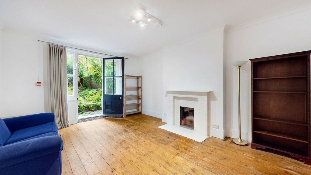 Property photo 2 of 15
