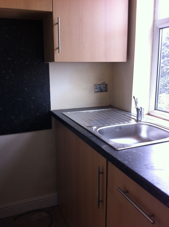Property photo 2 of 4 Kitchen