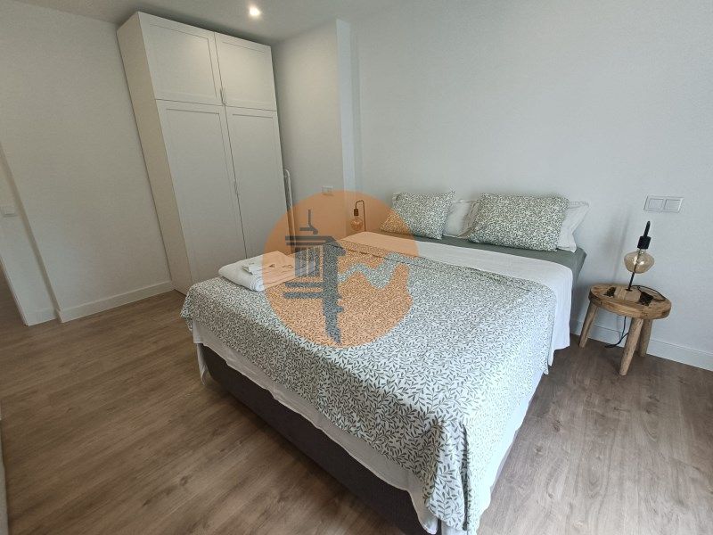Property photo 3 of 42
