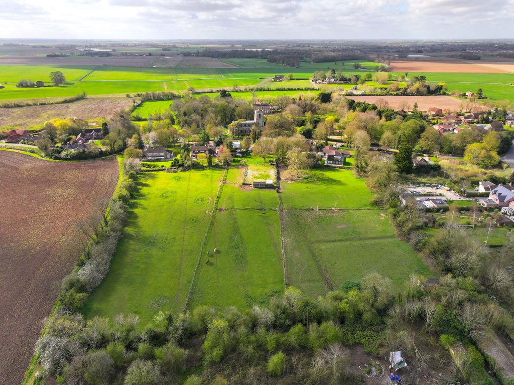 Property photo 3 of 16