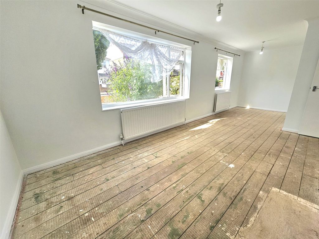 Property photo 3 of 7 Picture No. 02