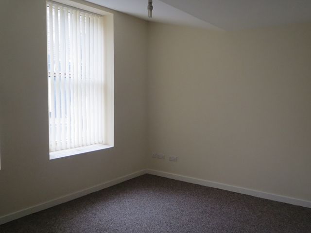 Property photo 3 of 7 Bedroom