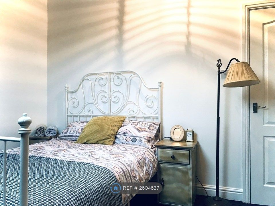 Property photo 3 of 20 Bedroom 2