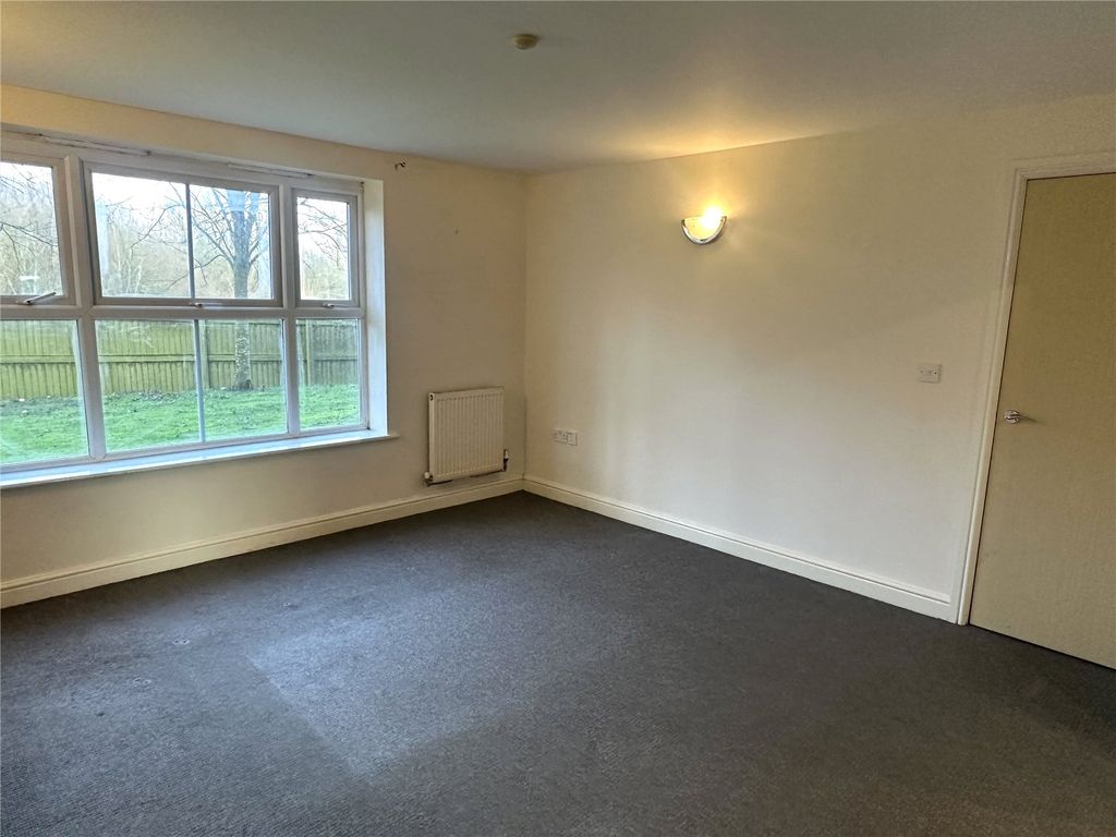Property photo 2 of 12 Picture No. 03