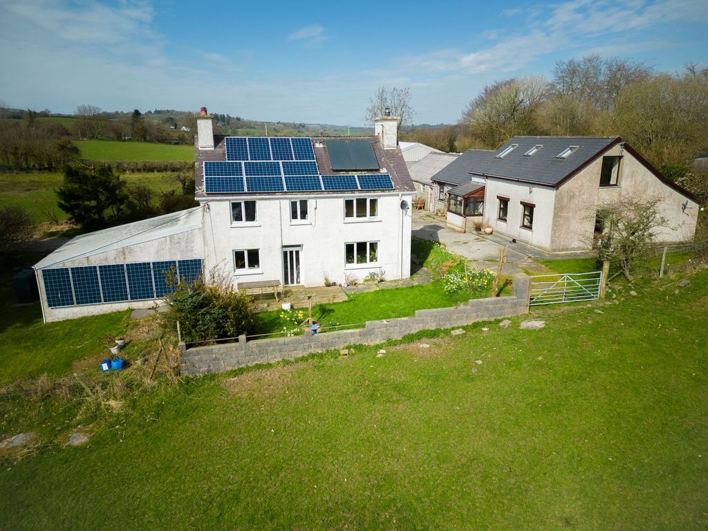 Property photo 2 of 48