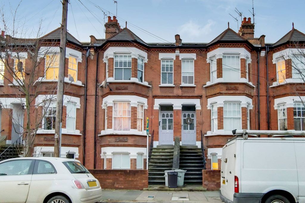 Property photo 1 of 10