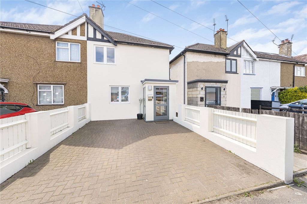 Property photo 1 of 20 Picture No. 02
