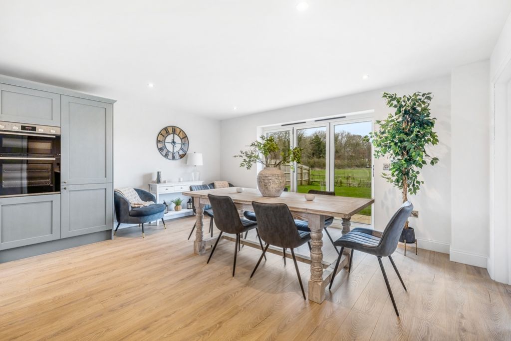 Property photo 3 of 43 Plot 9 Upper Walk Close (Lincoln)-2