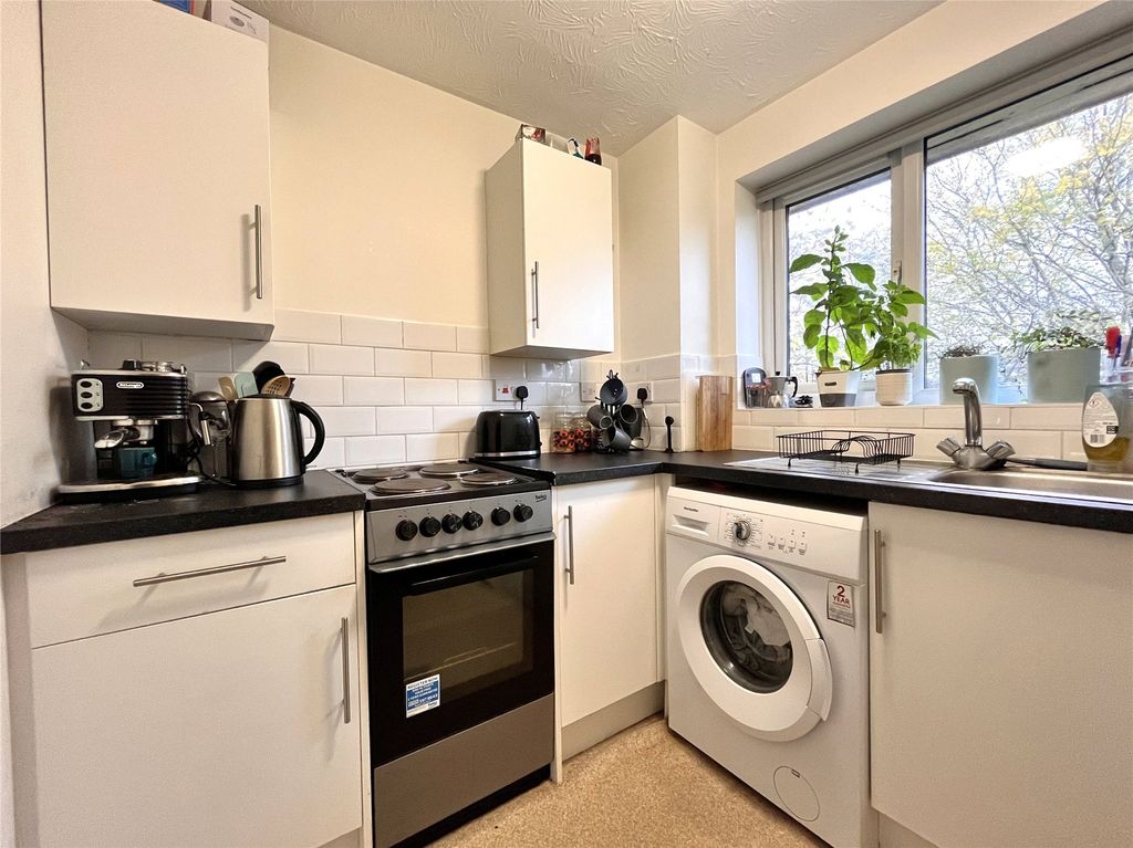 Property photo 3 of 12 Picture No. 06