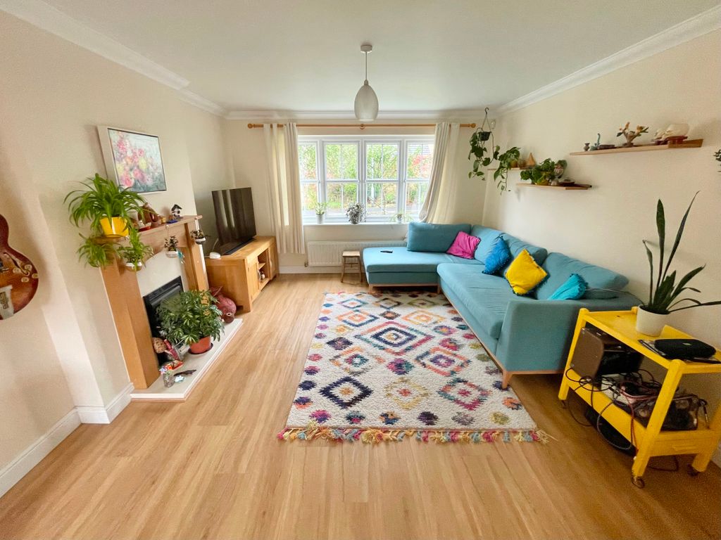 Property photo 2 of 29