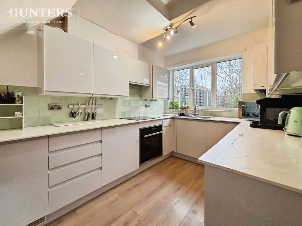 Property photo 2 of 14 Pbox-Img.Jpg