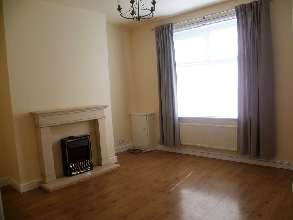 Property photo 2 of 10 St James Lounge