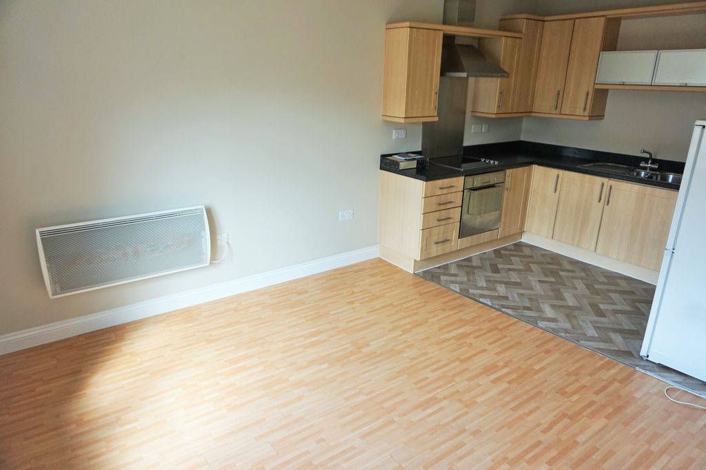 Property photo 3 of 7