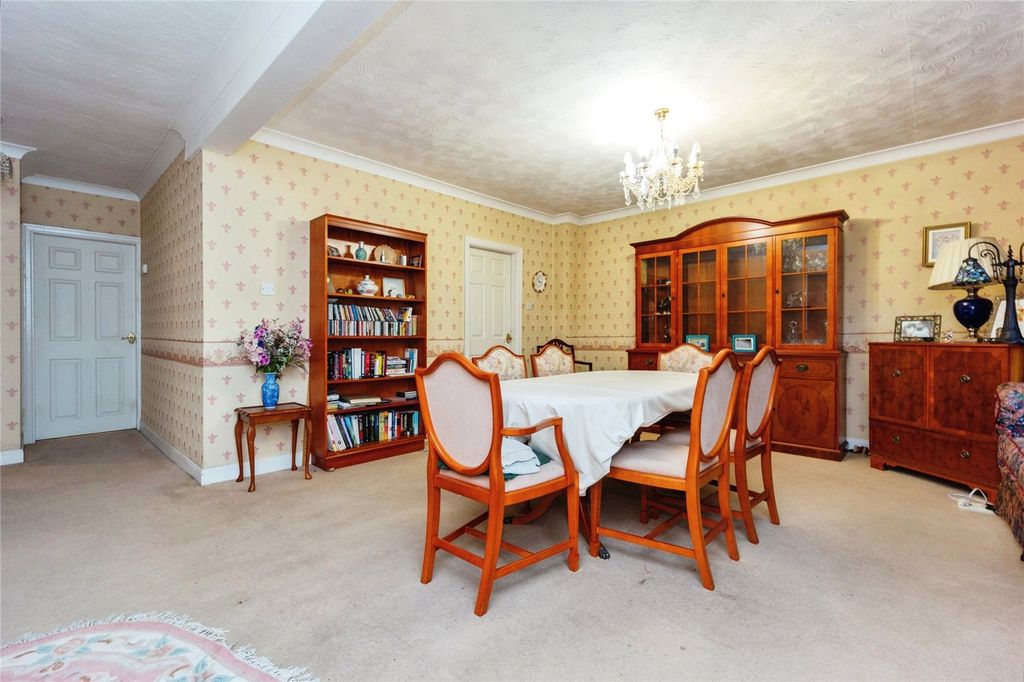 Property photo 3 of 28 Picture No. 26