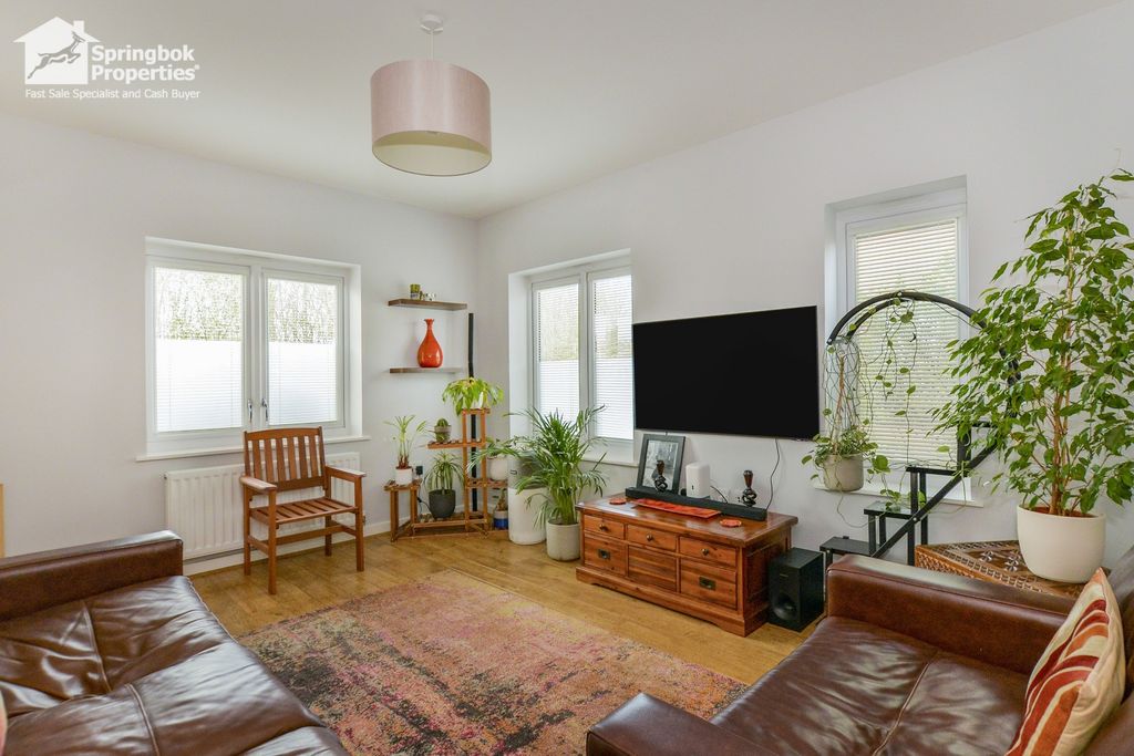 Property photo 3 of 18 Image 3