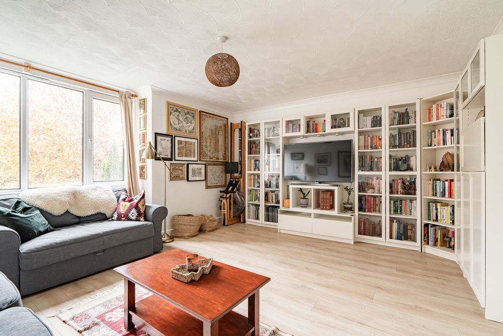 Property photo 2 of 32 Property Image 2