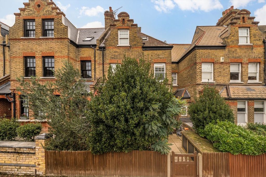 Property photo 1 of 6