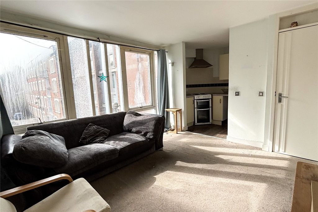 Property photo 2 of 8 Picture No. 06